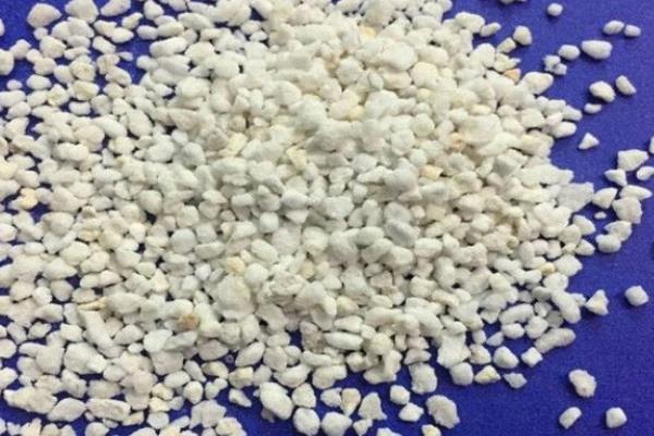 珍珠岩的作用及使用方法.