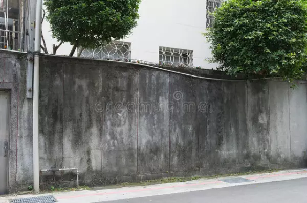 围墙的高度一般是多少米(3)