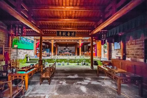 根雕老鹰放在客厅里可以吗(2)