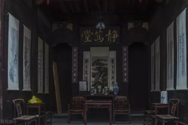 根雕老鹰放在客厅里可以吗(4)