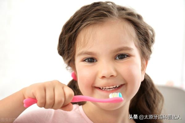 牙齿涂氟拼音怎么读.