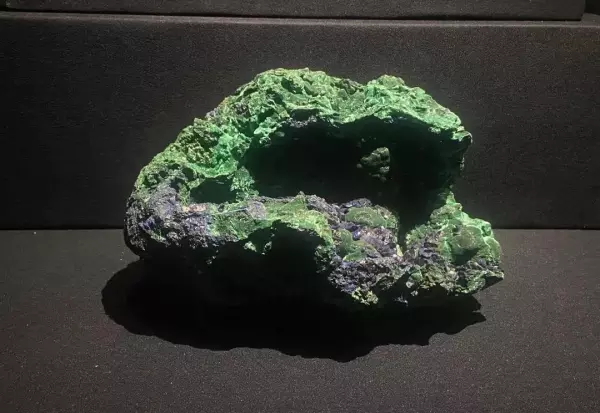 石英的颜色条痕透明度光泽硬度(11)