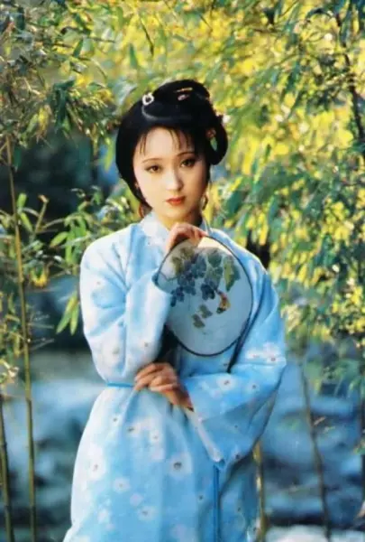 肙怎么读什么意思(1)