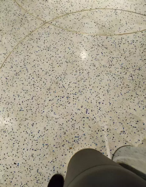 水磨石翻新固化剂对人有害吗(1)