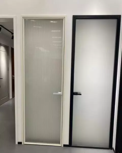 卫生间镜门是什么样子的(4)