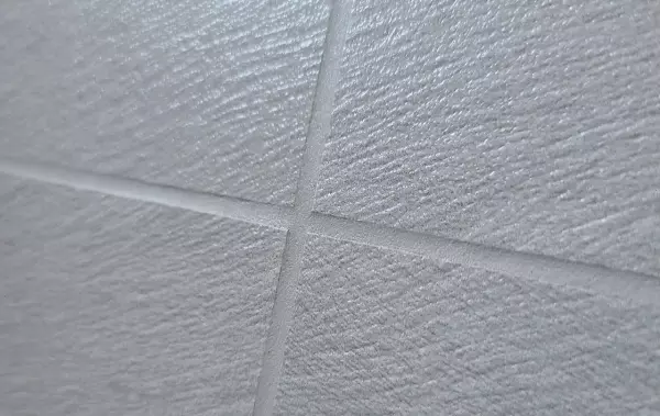 亮光砖用美缝剂好还是环氧彩砂好(9)