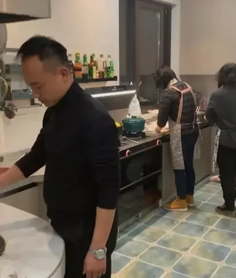楼中楼设计图纸及效果图大全(24)