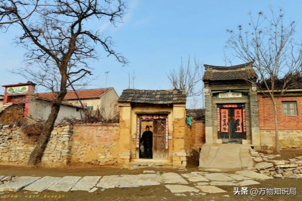 厕所里的蛆虫用什么药能消灭.
