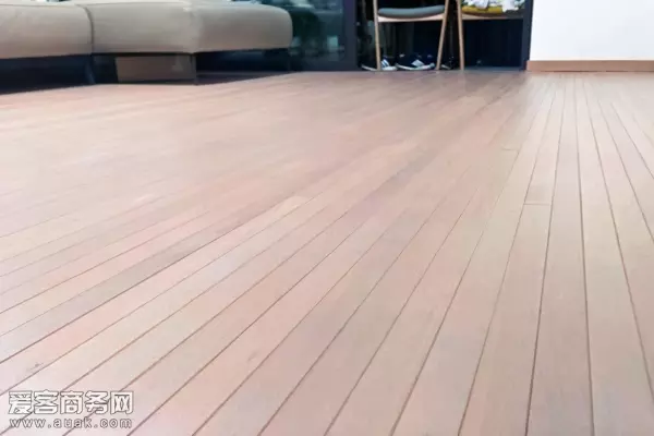 木地板保养用精油好还是地板蜡好(3)
