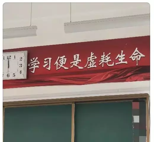 字幅是不是不能挂背后?(9)