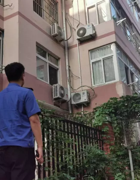 洗衣机下水管接到阳台雨水管是违建吗(2)