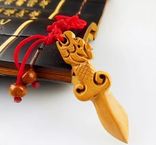桃木挂件为什么不能随便挂(3)