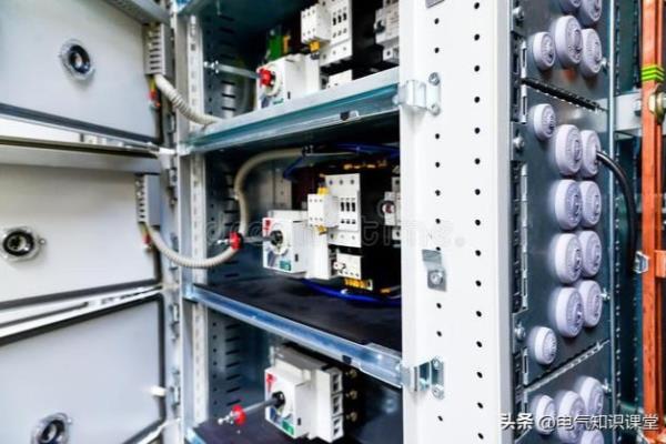 gcs低压开关柜中字母分别代表啥意思.