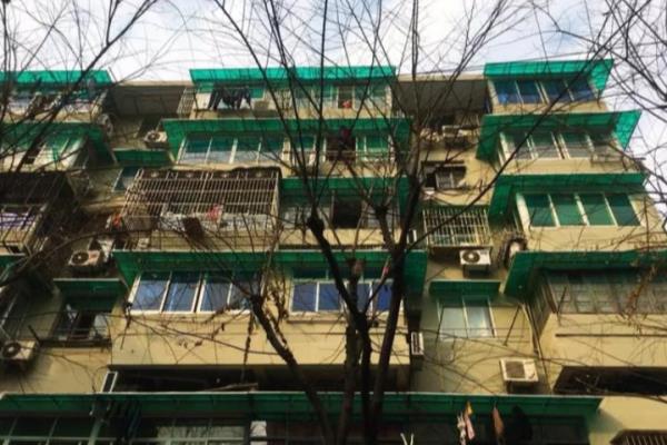朝晖二区建设是哪一年建的楼盘.