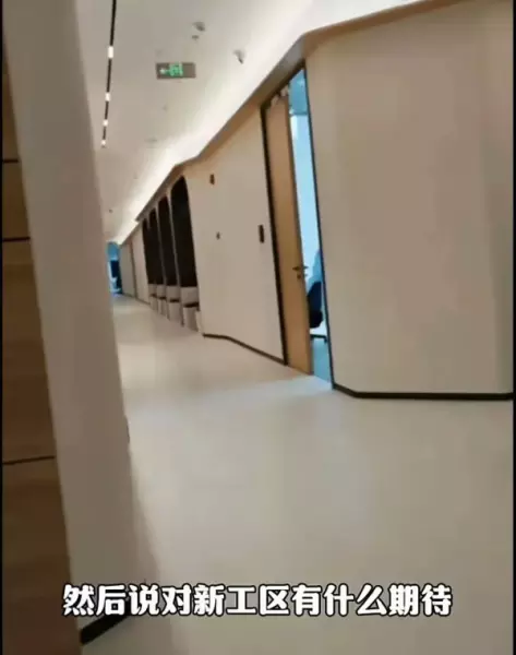 做梦梦见搬家了,搬到一个特别的差的房子(12)