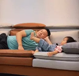 门前大桥下我爸是傻瓜这么晚还不回家是不是欠揍啦(32)