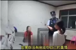 门前大桥下我爸是傻瓜这么晚还不回家是不是欠揍啦(52)