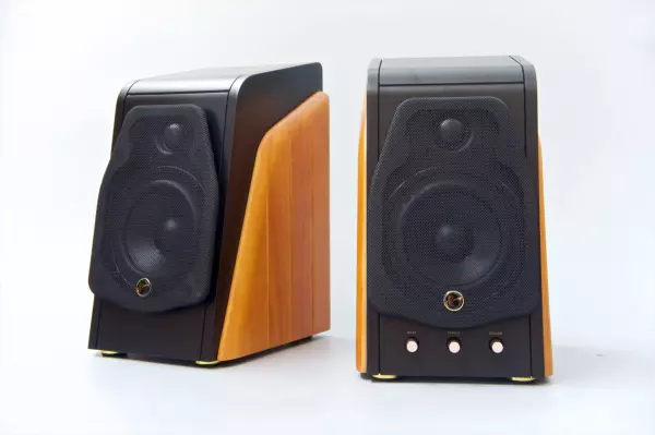 惠威h5mkii和m200mkiii哪个好(27)