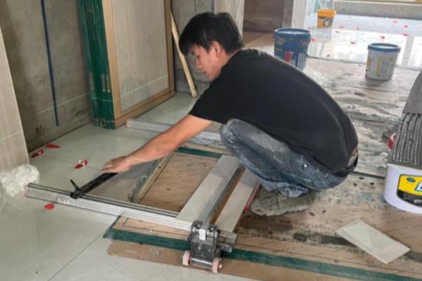 地板砖尺寸750*1500铺出来的效果图.