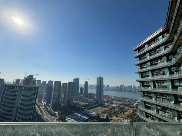 丽晶大厦地铁从哪个口出(18)