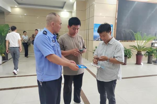 大话南门壹中心地铁哪个口出.