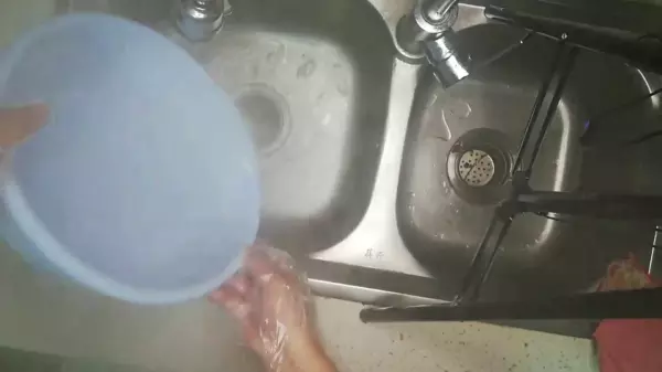 厨房下水道油污堵塞疏通的最好办法(7)