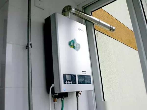 平衡式燃气热水器可以装在浴室吗(2)