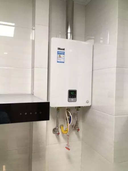 平衡式燃气热水器可以装在浴室吗(3)