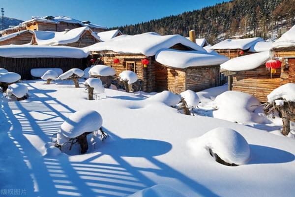 雪浸染万千华光钟声塑佛龛是什么意思.