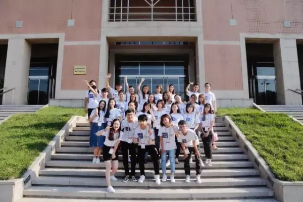 舞台灯光设计大学里属于什么专业(8)