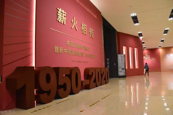 舞台灯光设计大学里属于什么专业(9)
