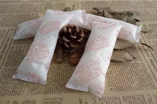 房间潮湿有霉味怎么办除潮去霉味有妙招(1)