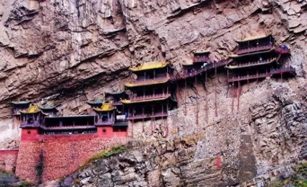 空中楼阁什么意思形什么动物生肖(1)