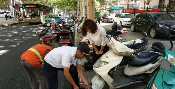 优狐电动车大支架锁怎么解锁(3)