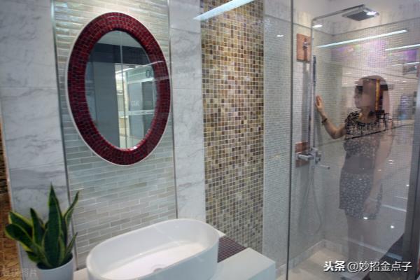 抽油烟机清洗剂可以洗汽车玻璃吗.