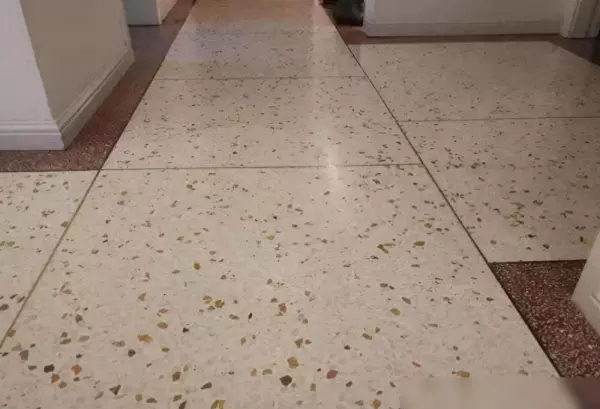 现浇水磨石成本高还是安装瓷砖地板高?(1)