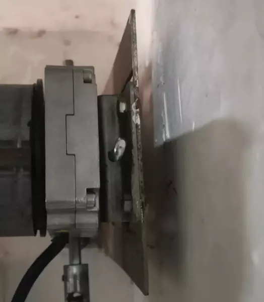 车库电动卷门电机价格(14)