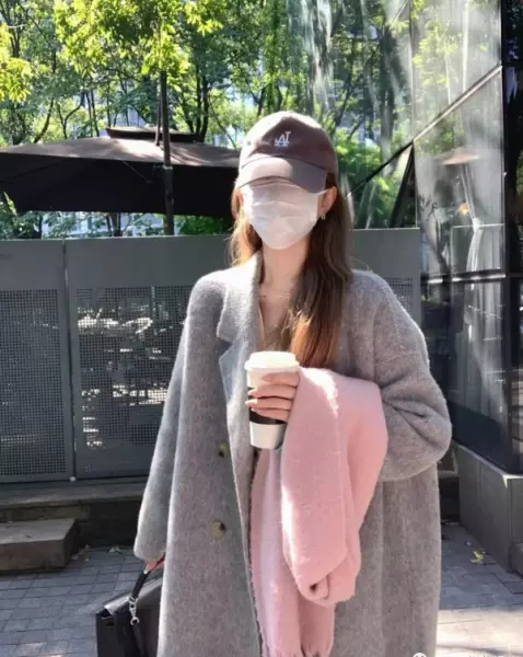 粉色配饰搭什么颜色衣服好看(21)