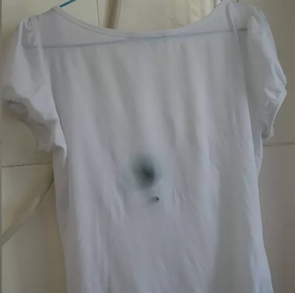 衣服染色了怎么洗掉最有效的方法白色(2)