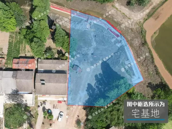 双拼别墅楼梯一般设计在两侧好吗(1)