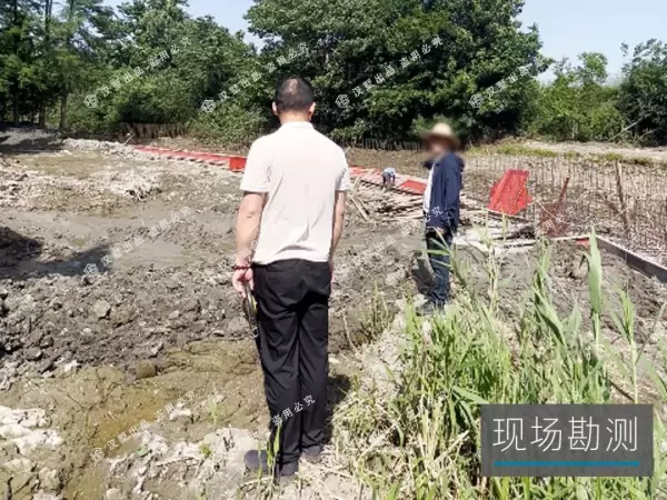 双拼别墅楼梯一般设计在两侧好吗(4)