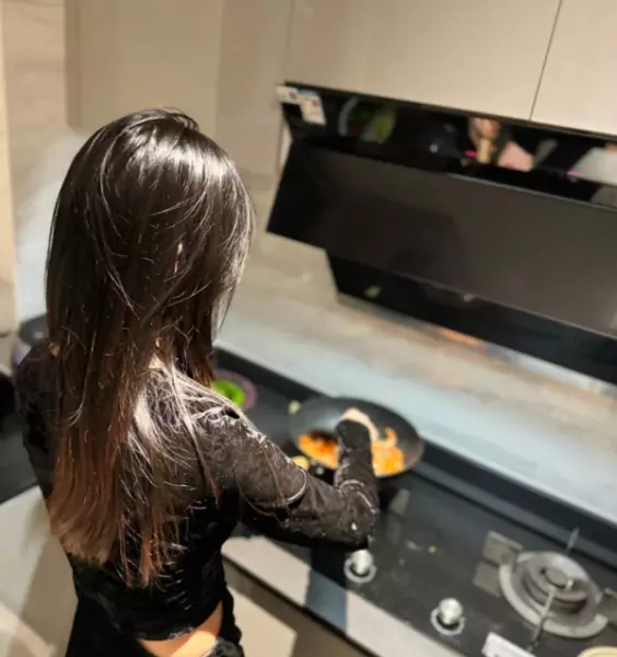 科恩油烟机和美的油烟机哪个好(2)