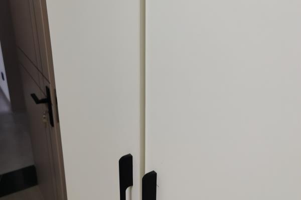 简易双门衣柜价格.