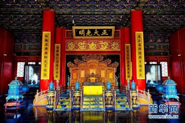 贴金箔可以用什么胶水.