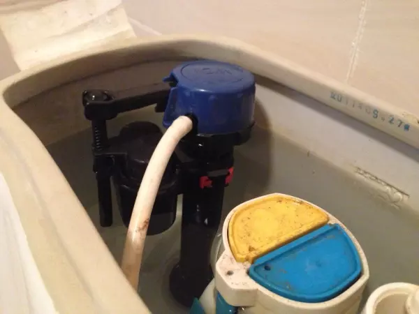 马桶漏水怎么办马桶漏水维修方法(6)