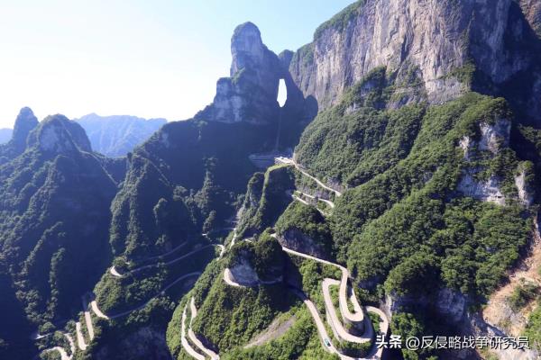 天门山在哪里属于哪个省哪个市.