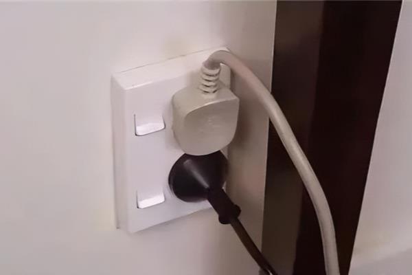 带灯开关的插座怎么接线.
