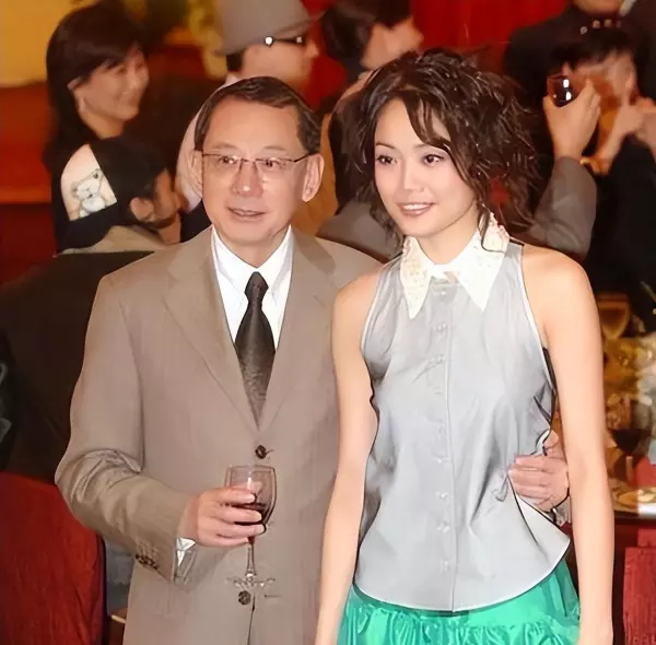 梁咏琪蛋糕门是怎么回事儿(7)
