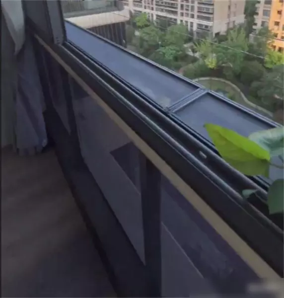 功能沙发后面的空隙怎么处理(9)