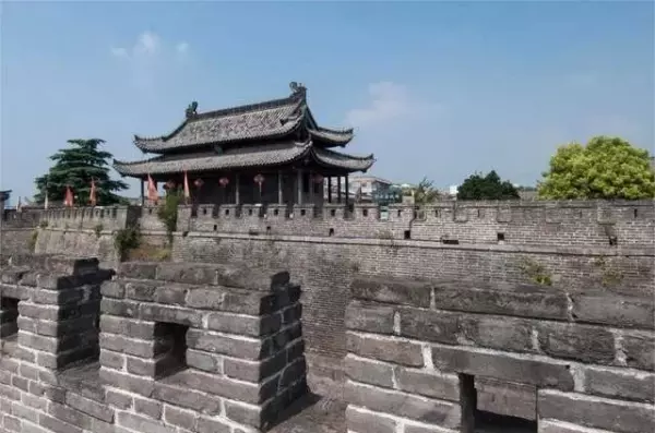 女儿墙是什么意思为什么叫女儿墙(4)